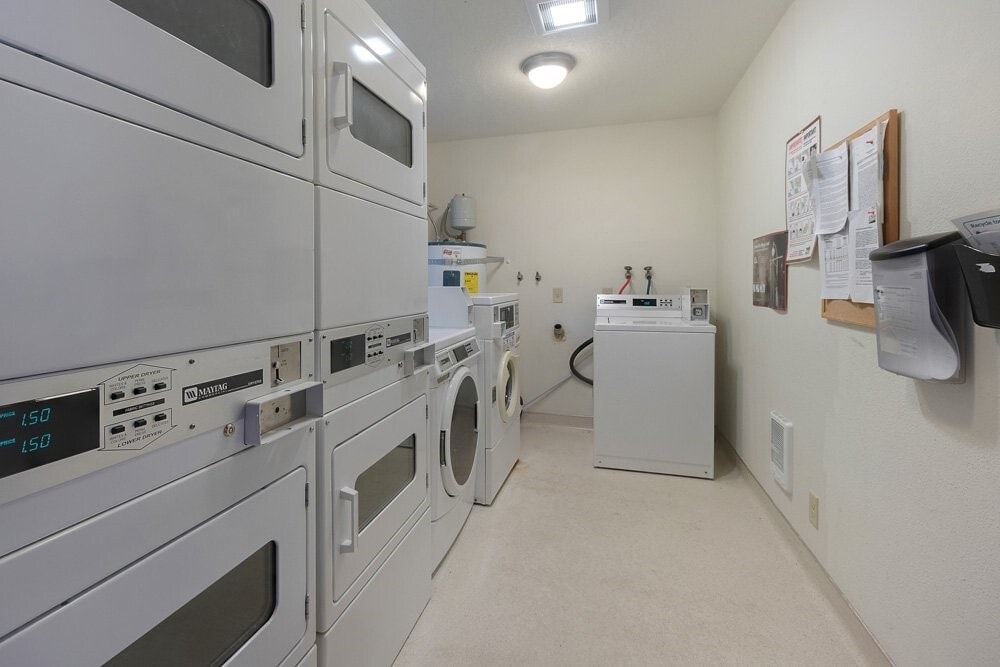 Foto del edificio - 30125 SW Brown Rd