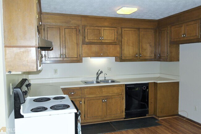Building Photo - 188 Carl-Cedar Hill Rd