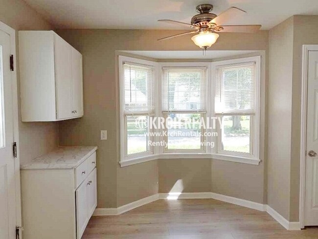 Building Photo - Cute 3-Bed 2-Bath Home in South Toledo