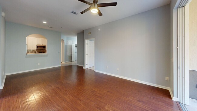 Building Photo - Completely renovated 3 bedroom, 2 bathroom...