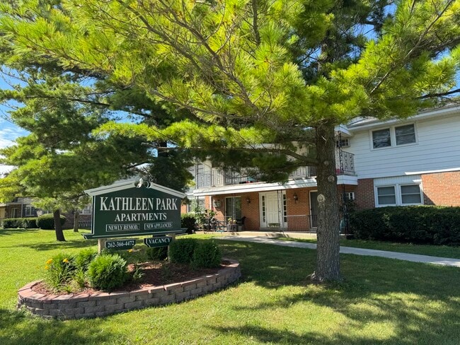 Building Photo - 6830 W Kathleen Ct
