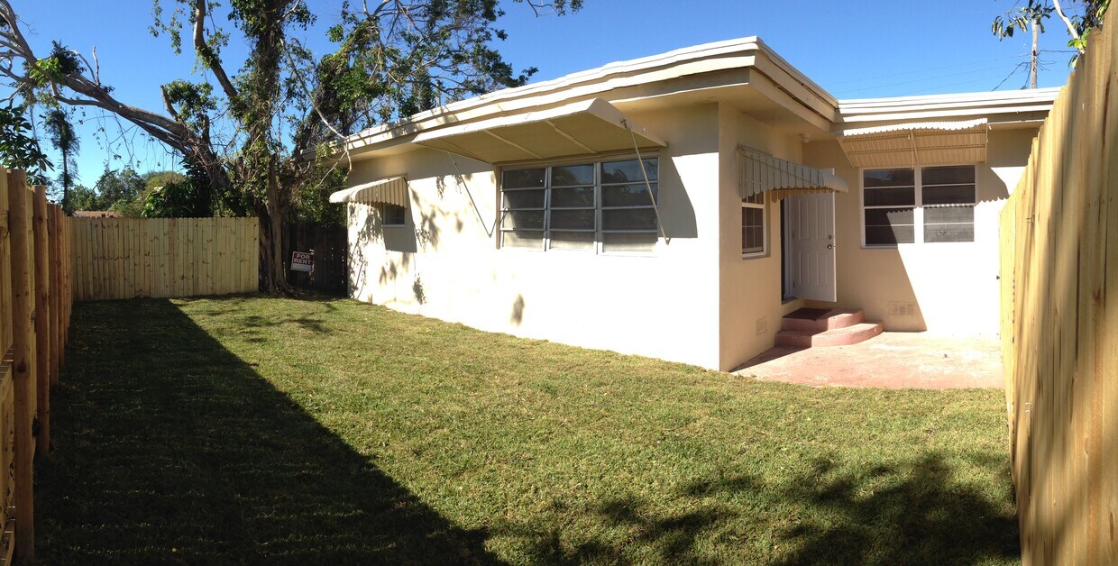 Foto del edificio - 2433 McKinley St