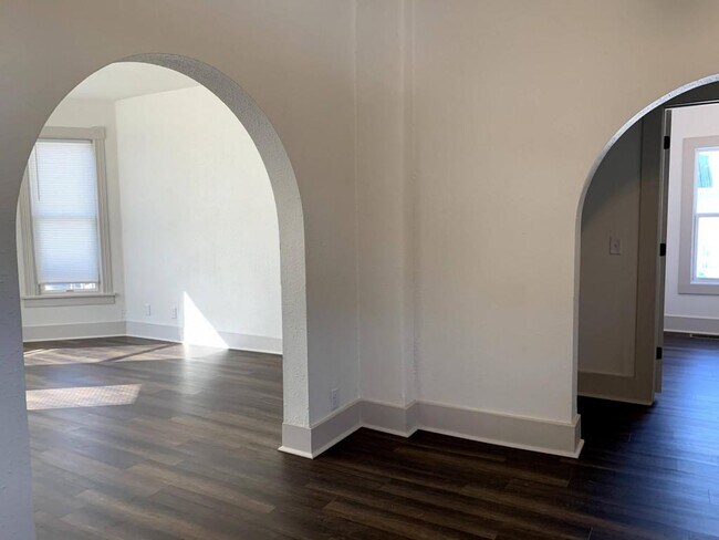 Foto del edificio - 409 Pine St