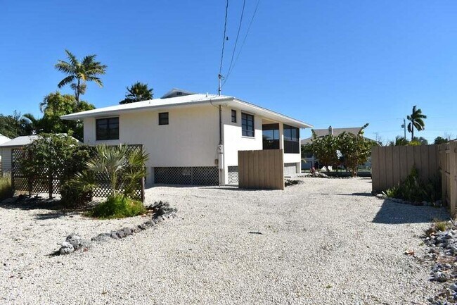 Foto del edificio - 235 Sawyer Dr