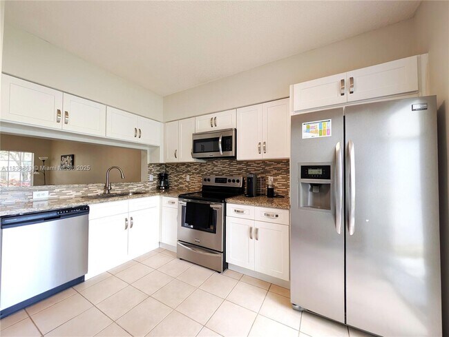 Foto del edificio - 193 SW 96th Terrace