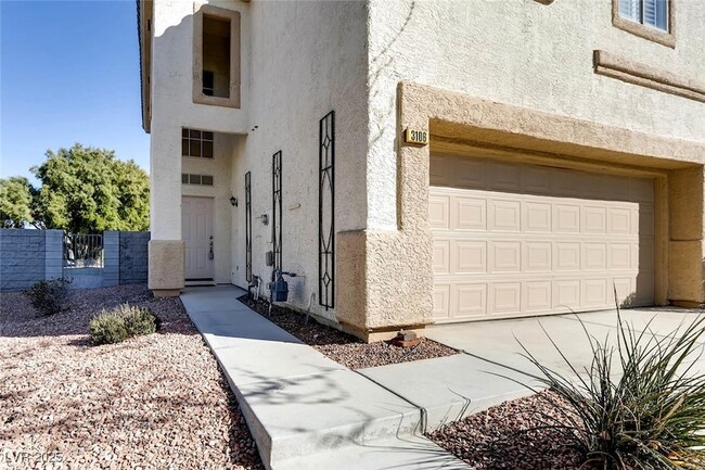 Building Photo - 3106 Maple Ridge Ct