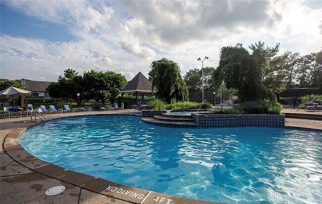 Foto del edificio - 1411 Lake Pointe Way