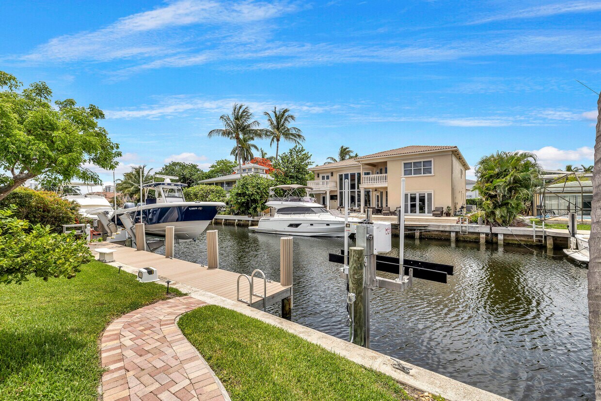 836 NE 72nd St, Boca Raton, FL 33487 House for Rent in Boca Raton, FL