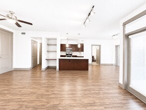 Building Photo - 2910 Milam St