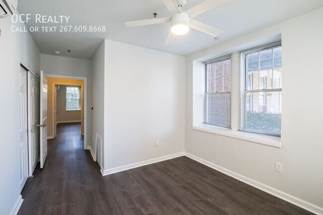 Foto del edificio - Three Bedroom Nicetown Apartment
