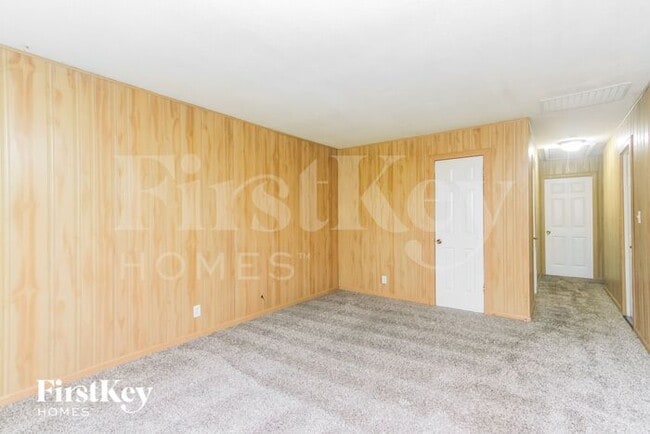 Foto del edificio - 1281 Tree Top Ln