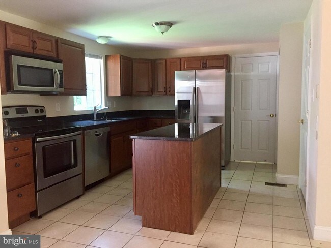 Building Photo - 8113 Brucar Ct