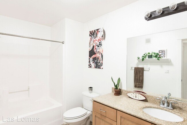Building Photo - 9245 Ciruela Way