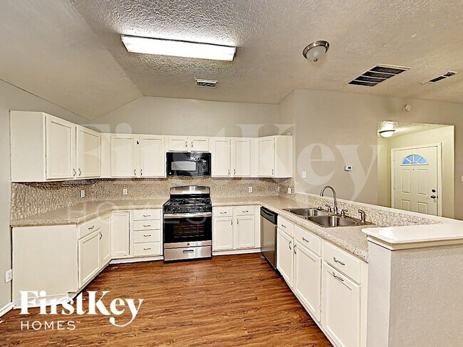 Building Photo - 22914 Sherioaks Ln