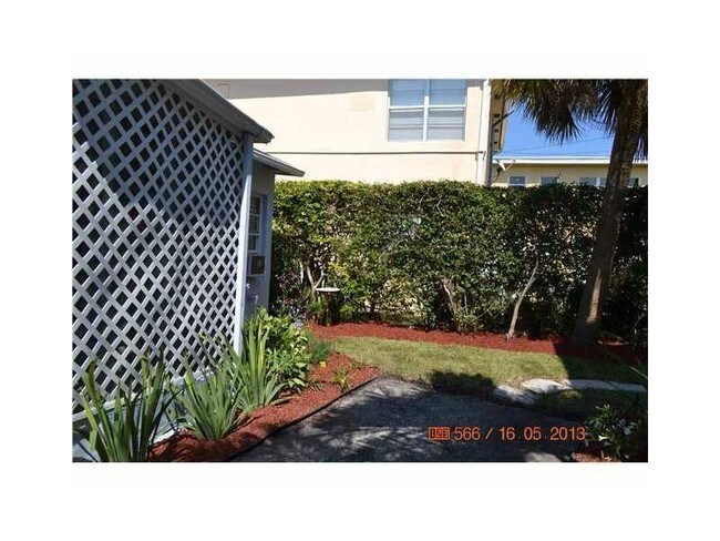 Other - 830 W 40th St