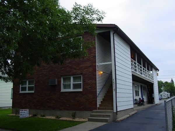 Building Photo - 1519 11th St S