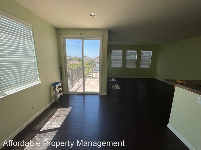 Building Photo - 2 br, 2 bath House - 30821 Union City Blvd