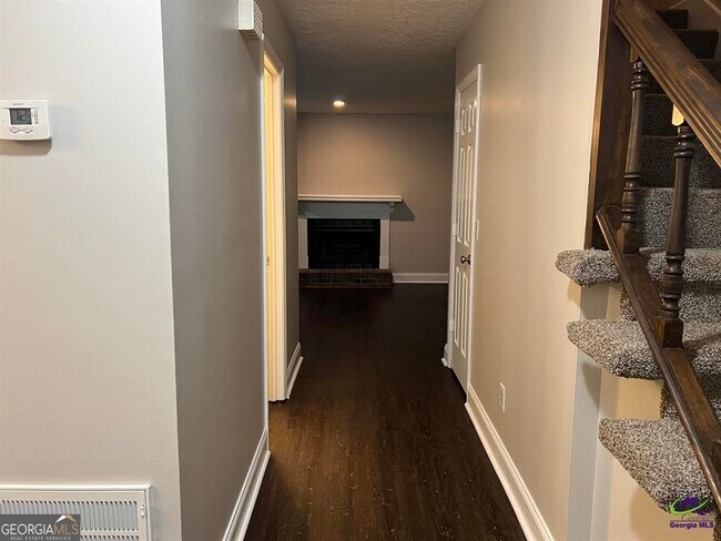 Building Photo - 117 Wingate Cir