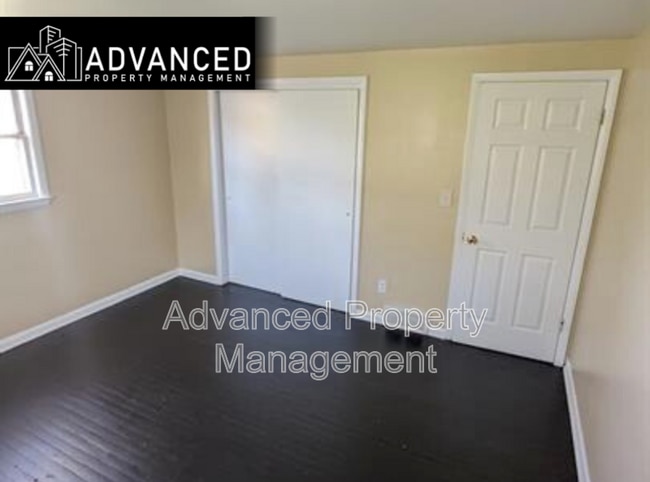 Foto del edificio - 7032 A West Mill Road