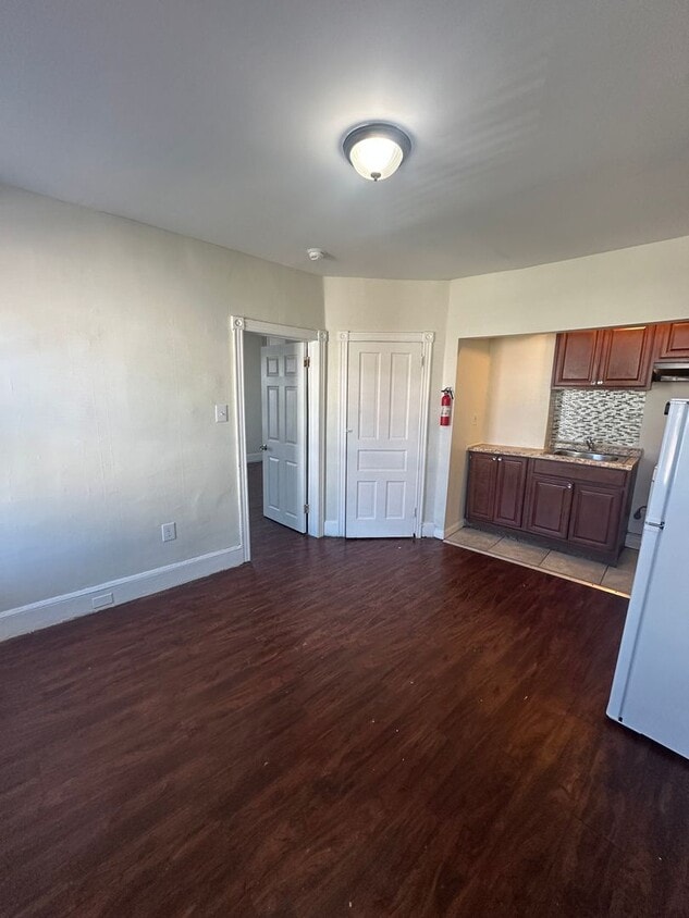 Photo - 218 Walnut st