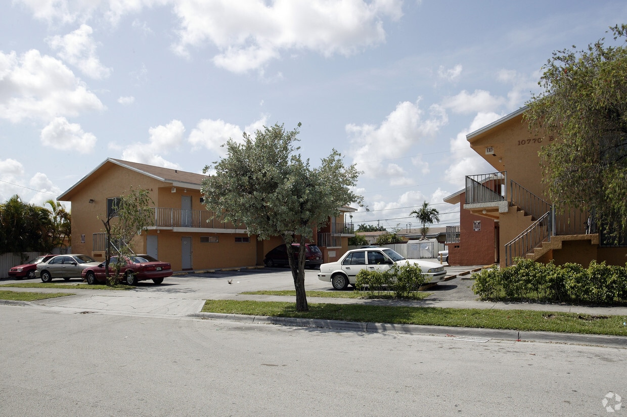 Building Photo - 10770 SW 6th St