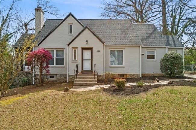 Building Photo - 444 Shannon Dr SW