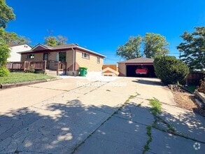 Building Photo - 441 Jennie Dr