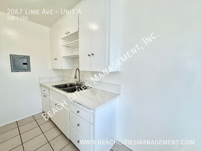 Photo - 2067 Lime Ave Apartment