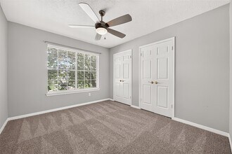 Building Photo - 2106 Avenida La Quinta St