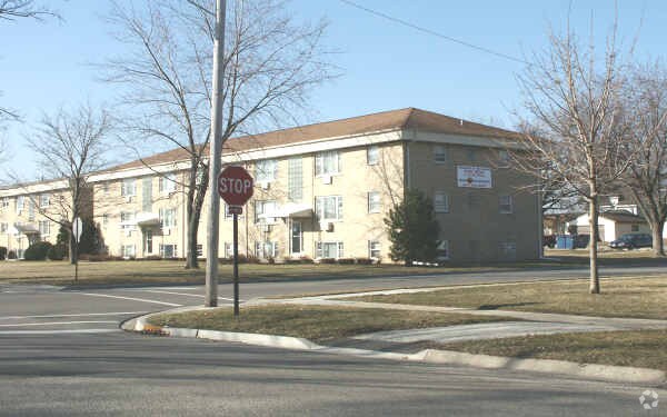 Primary Photo - 2310-2318 Gabriel Ave