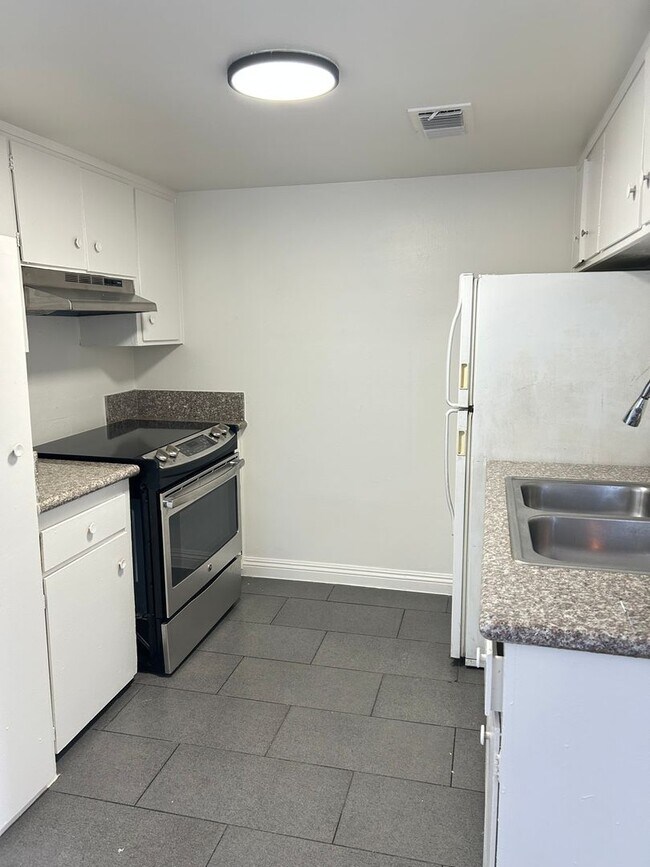 Foto del edificio - 3840 Hazelwood St
