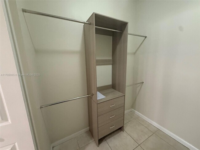 Foto del edificio - 2061 NW 96th Ter
