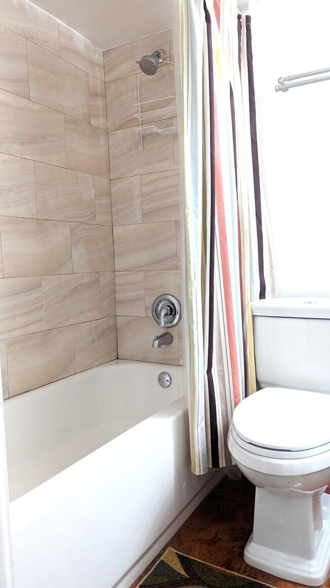 Building Photo - 20400 NW 7th Ave