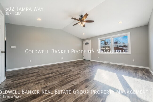 Building Photo - 502 Tampa Way