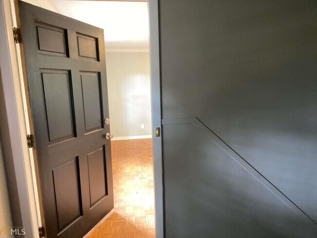 Foto del edificio - 4282 Roswell Rd