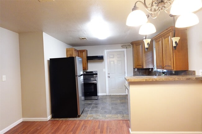 Foto del edificio - 8302 Caddo Rd