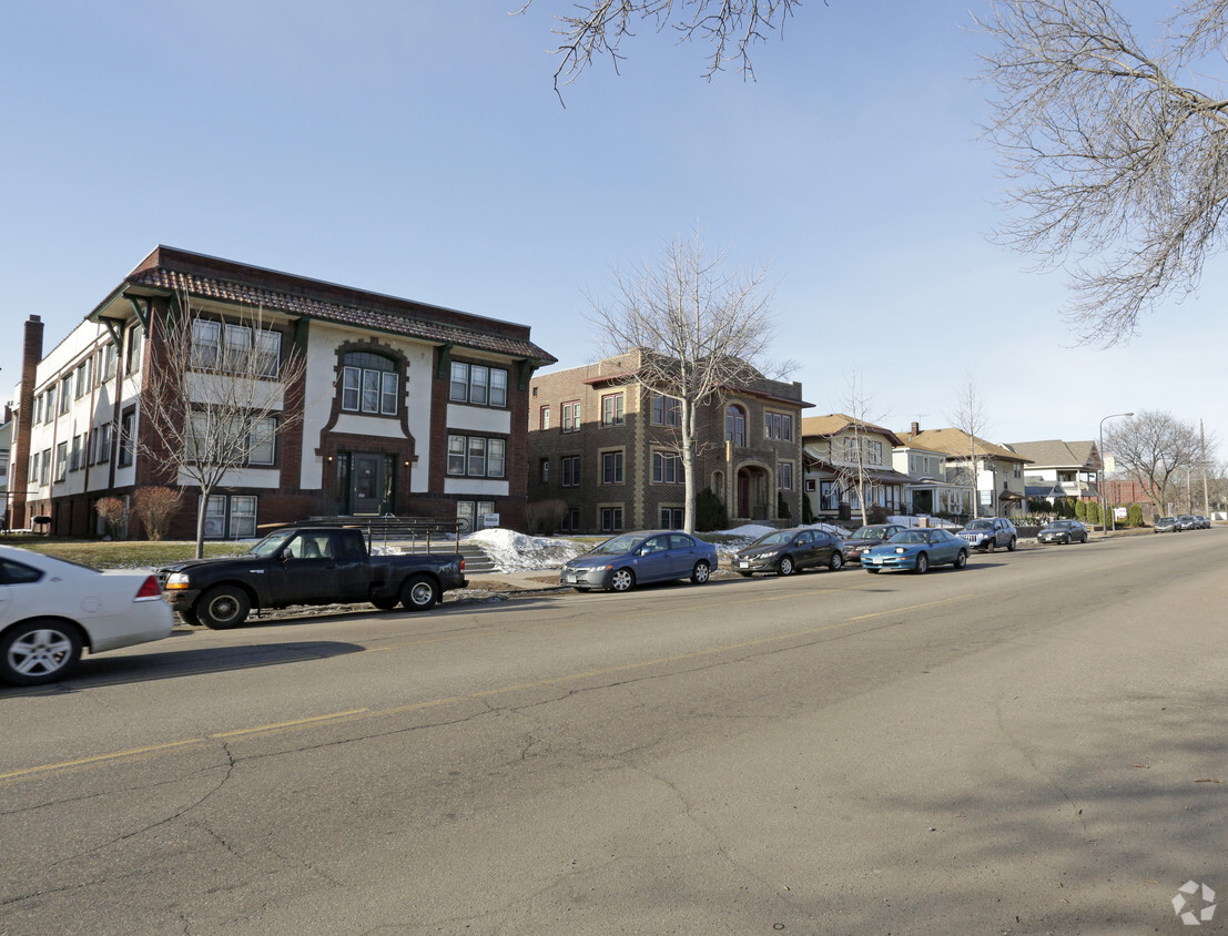 Building Photo - 1180 Grand Ave