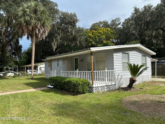 Foto del edificio - 1104 Harmony Dr N