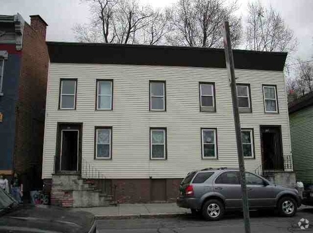 Foto del edificio - 384 Tenth St