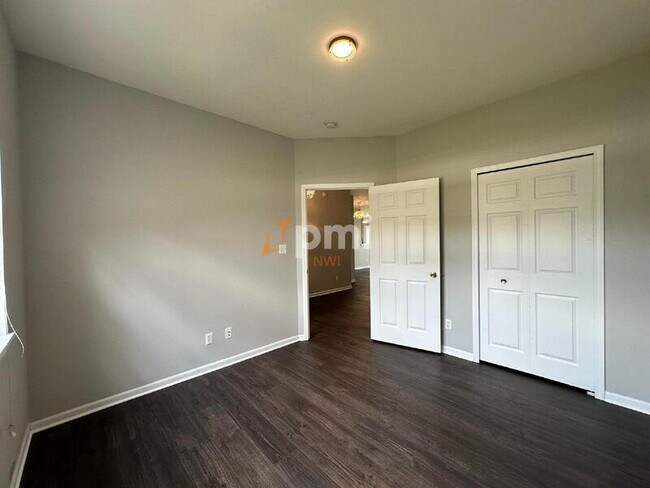 Foto del edificio - 1209 Lily Ln