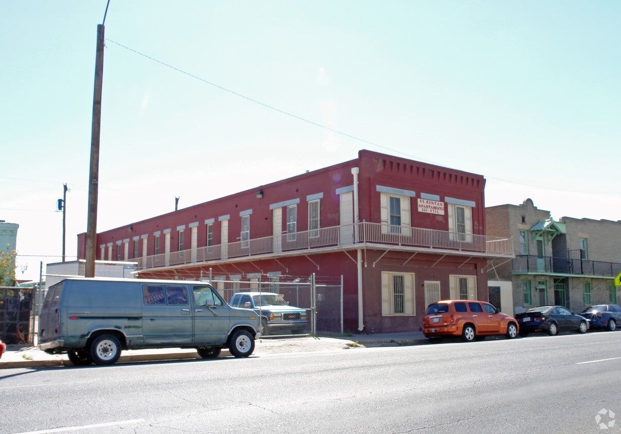 Primary Photo - 514 S Kansas St