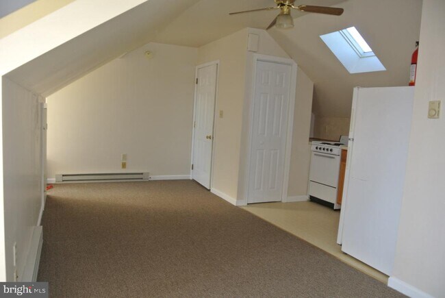 Foto del edificio - 14 N Walnut St