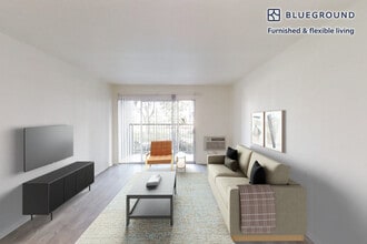 Building Photo - 333 1st St