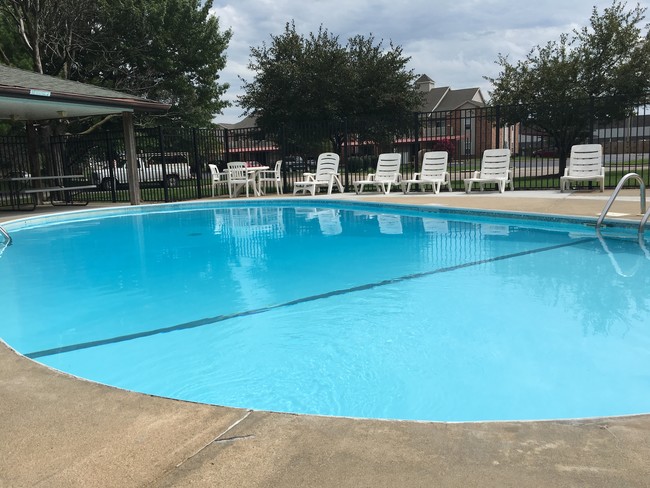 Outdoor Pool - Gazebo Apartments