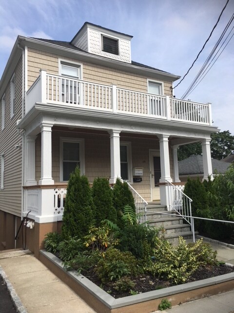 Building Photo - 69 Morgan St
