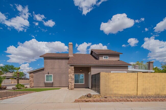 Foto del edificio - 10615 N 63rd Dr