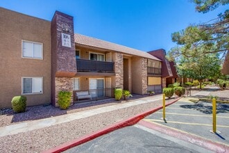 Building Photo - 4310 Sandy River Dr