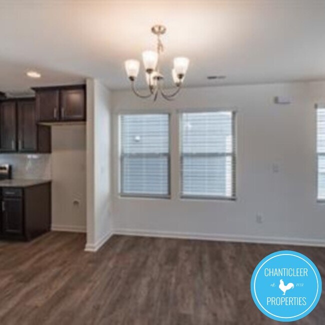Foto del edificio - 1216 Haybrook Ln