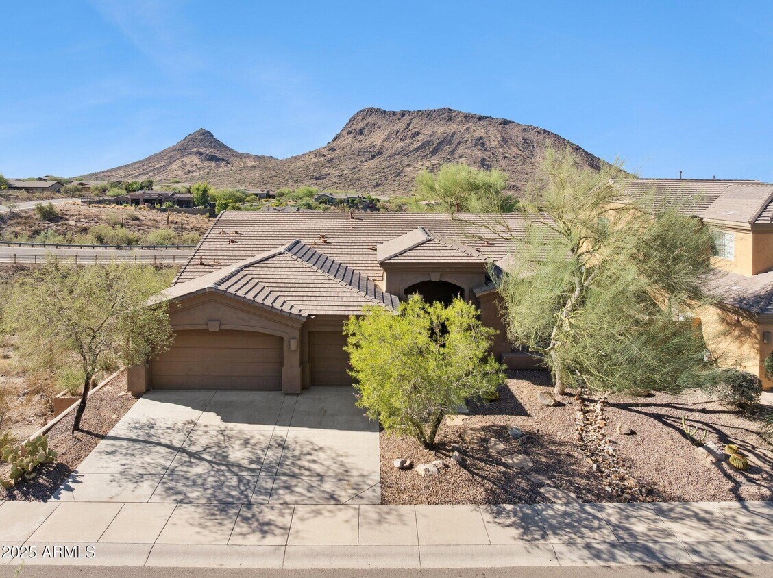 Foto principal - 13945 E Gail Rd