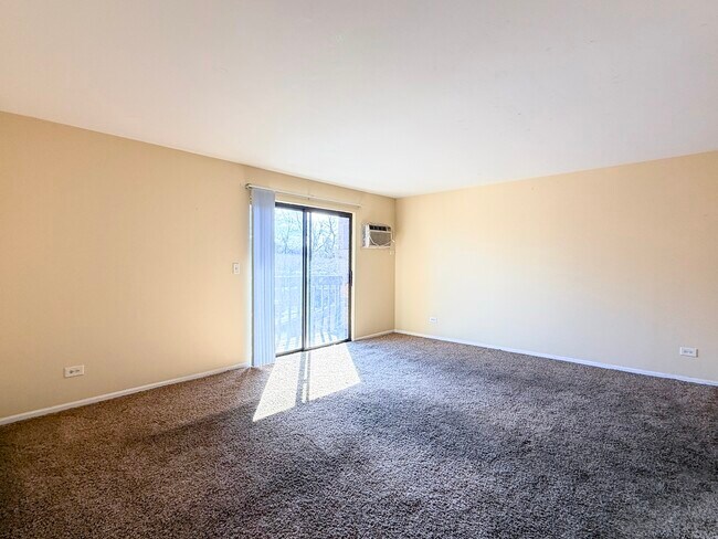 Foto del edificio - 645 S Virginia Rd